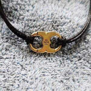 Tory Burch 'Embrace Ambition' Black and Gold Ladies Bracelet